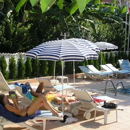 Princess 公寓式酒店 2*