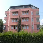 Princess 公寓式酒店 2*