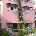 Princess 公寓式酒店 2*